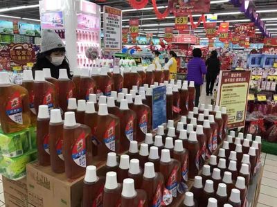 理性應(yīng)對(duì) 上?？谡止S恢復(fù)生產(chǎn)與防疫物資全球采購(gòu)背后的市場(chǎng)新動(dòng)態(tài)